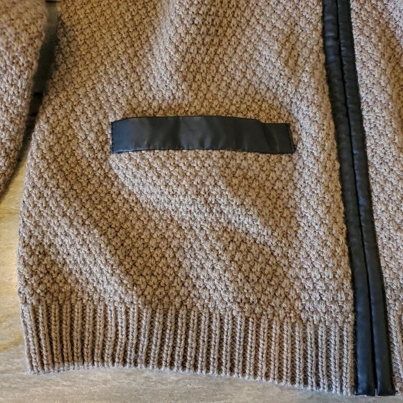 Tahari Merino Wool Blend Cardigan Sweater Brown Zip Front Faux Leather Trim Sz M - Picture 3 of 8